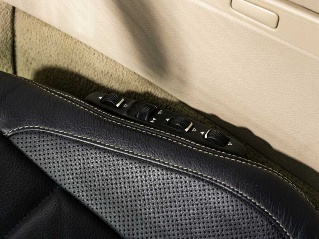 Продажа Б/У Мерседес-Бенц Е-Класс. Фото: #18