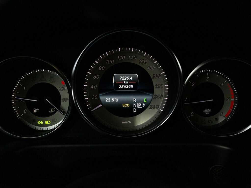 Продажа Б/У Мерседес-Бенц Е-Класс. Фото: #11