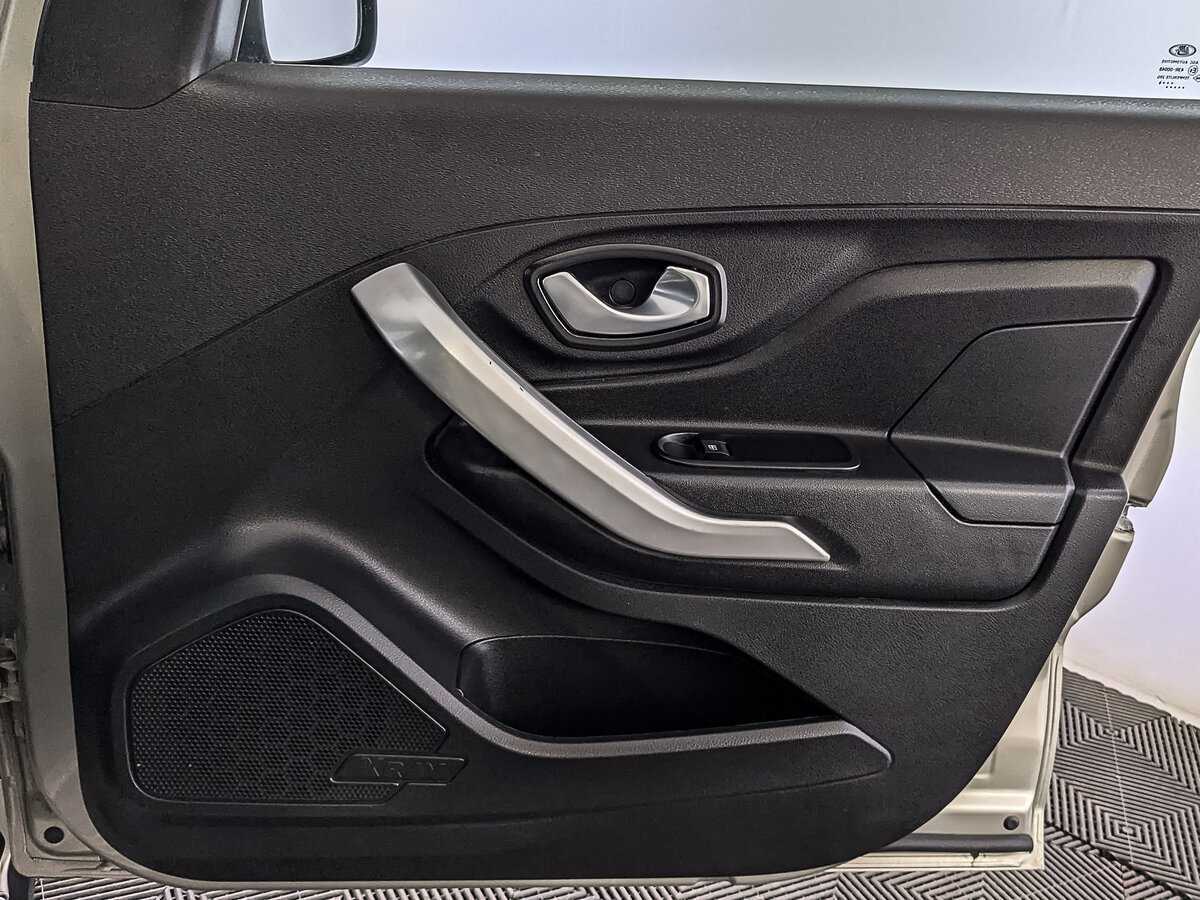 Продажа Б/У Лада (ВАЗ) ИКСРЭЙ. Фото: #24