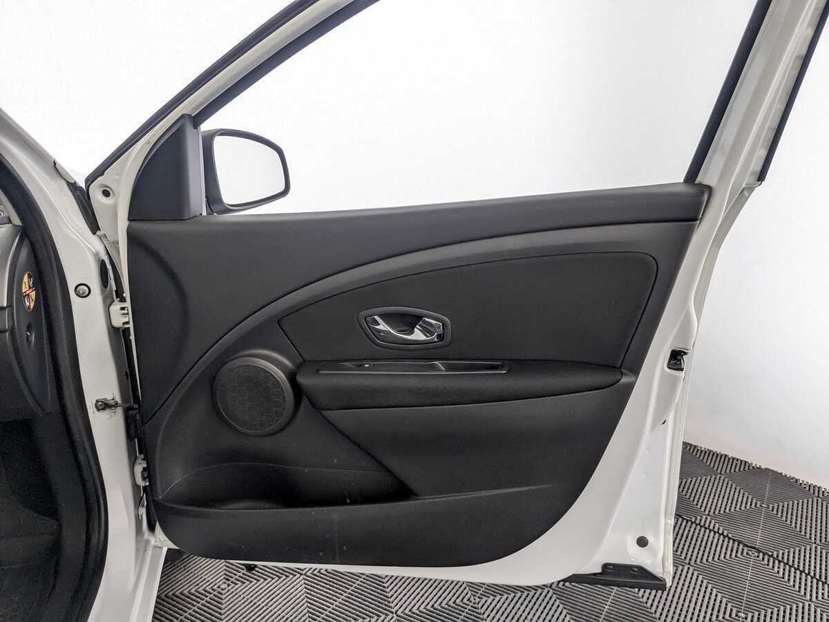 Продажа Б/У Рено Флюенс. Фото: #22