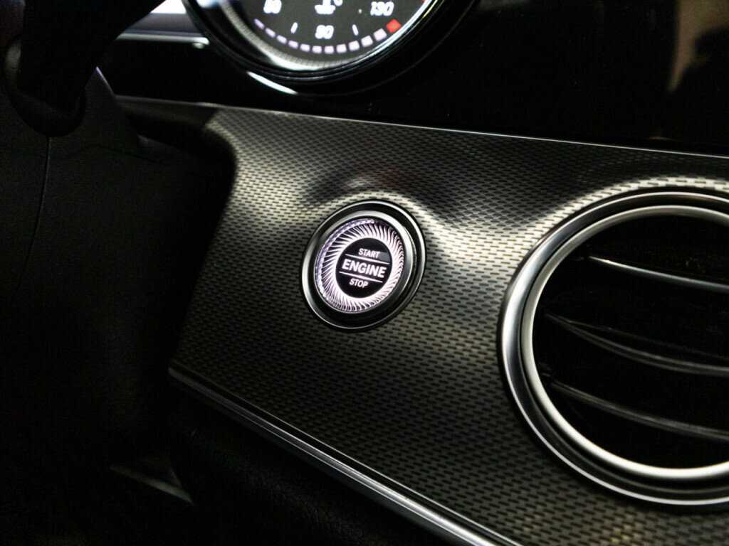 Продажа Б/У Мерседес-Бенц Е-Класс. Фото: #18