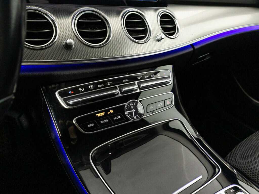 Продажа Б/У Мерседес-Бенц Е-Класс. Фото: #18