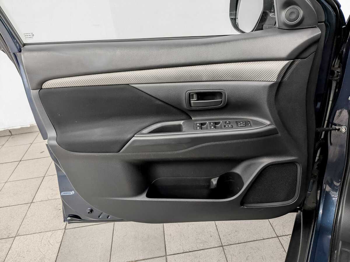 Продажа Б/У Митсубиши Оутлэндер. Фото: #18