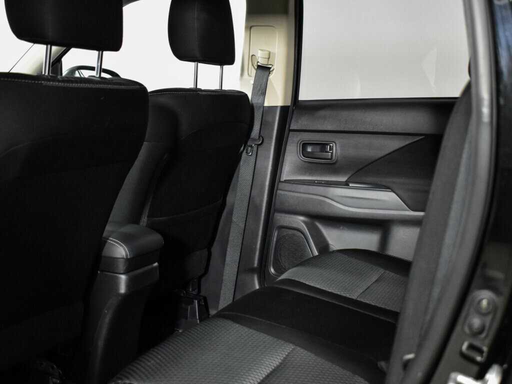 Продажа Б/У Митсубиши Оутлэндер. Фото: #10