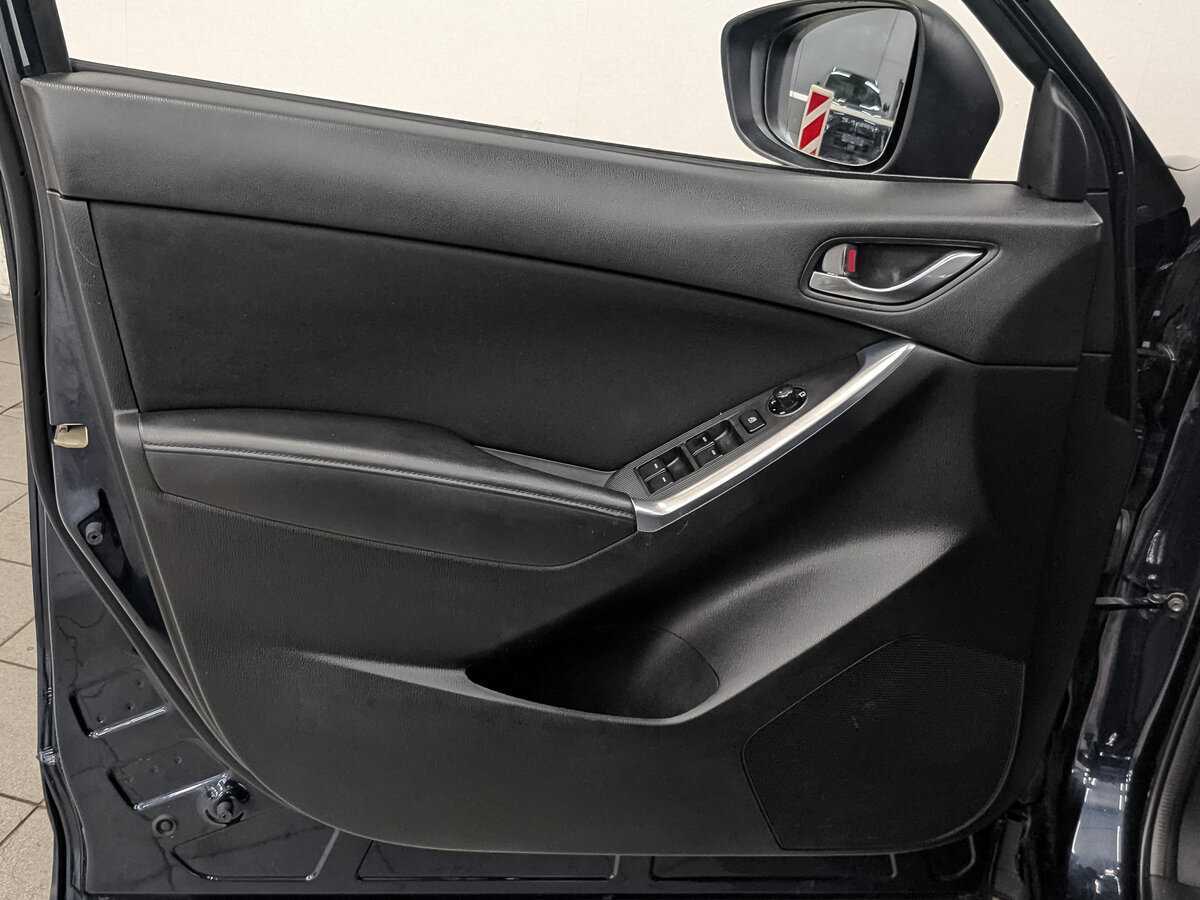 Продажа Б/У Мазда Ц-Икс-5. Фото: #18