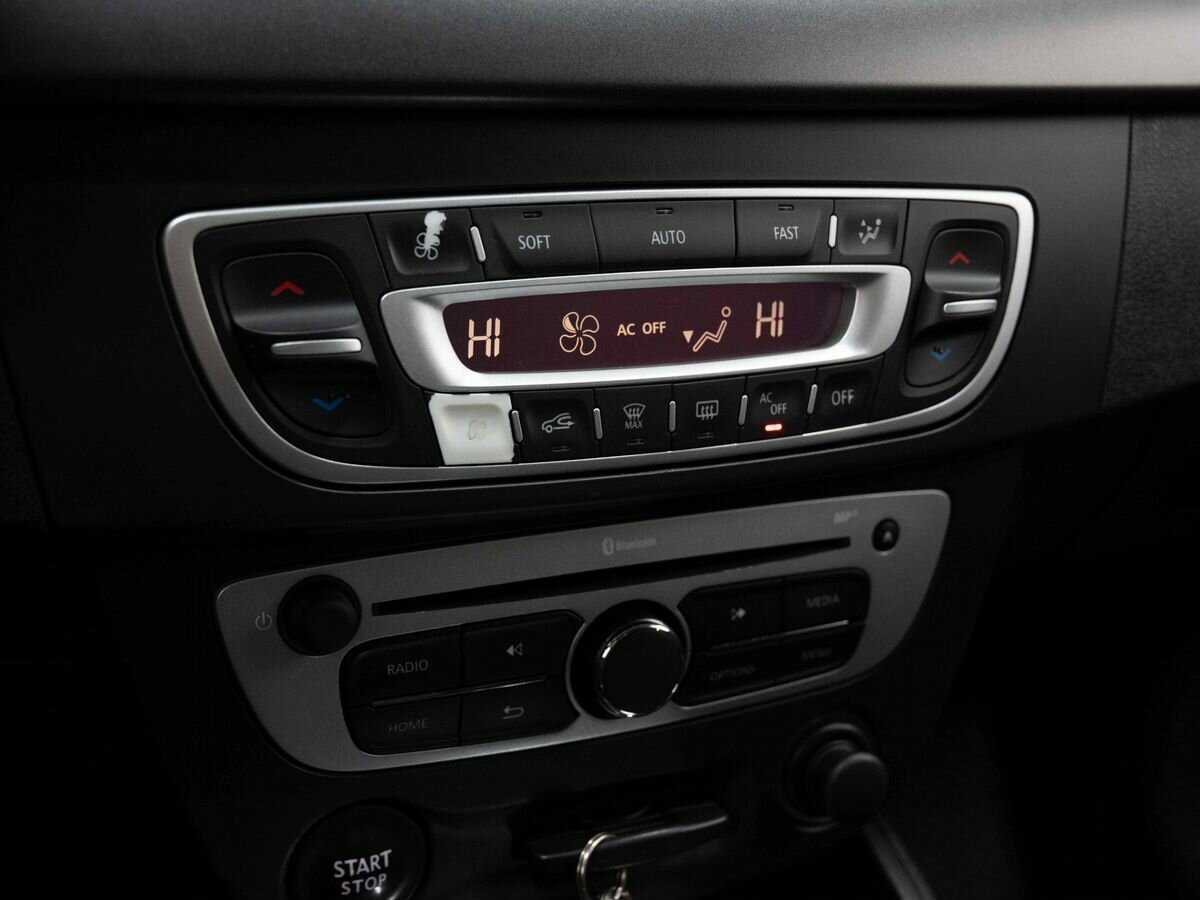 Продажа Б/У Рено Флюенс. Фото: #20