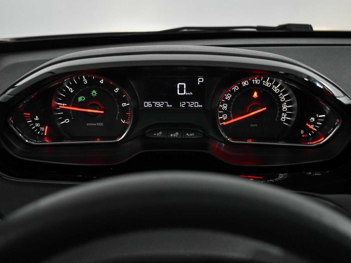 Продажа Б/У Пежо 208. Фото: #15