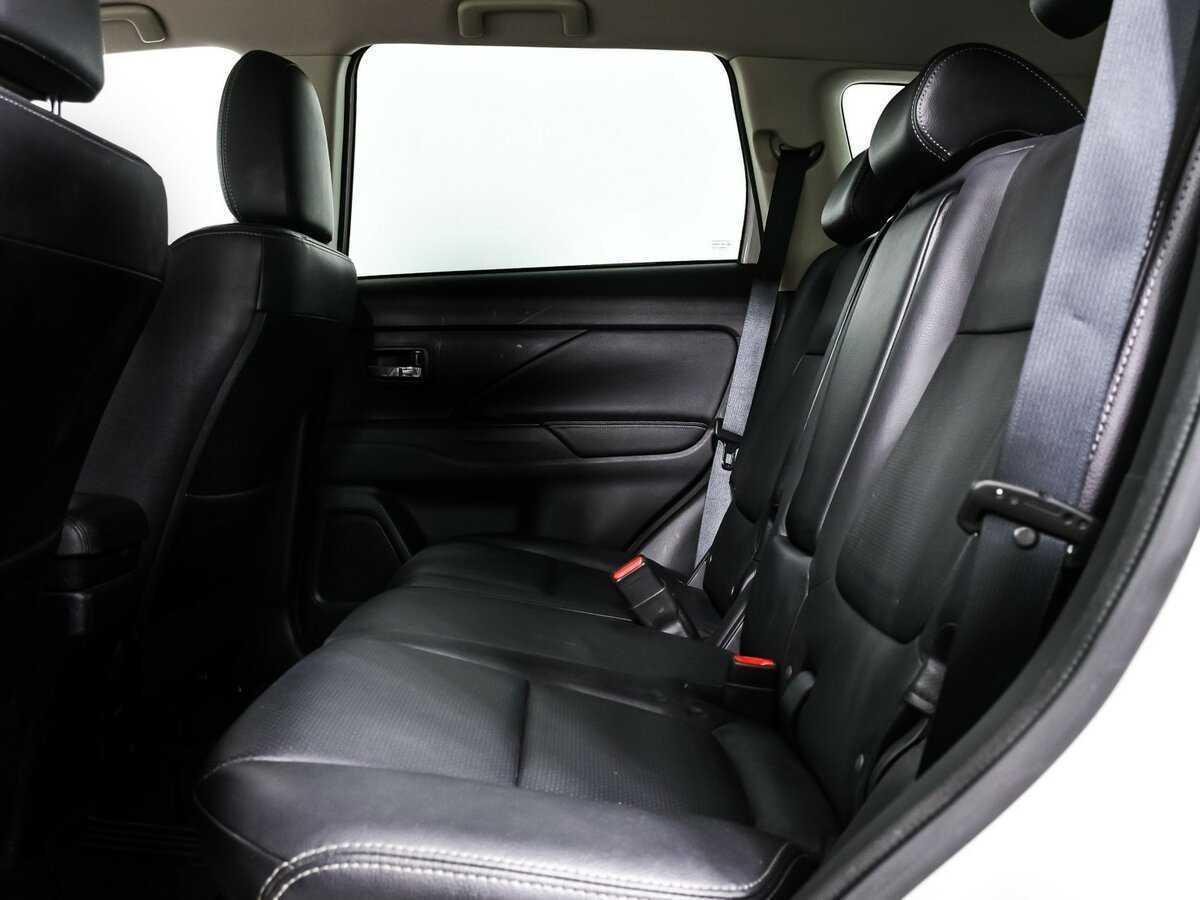 Продажа Б/У Митсубиши Оутлэндер. Фото: #12