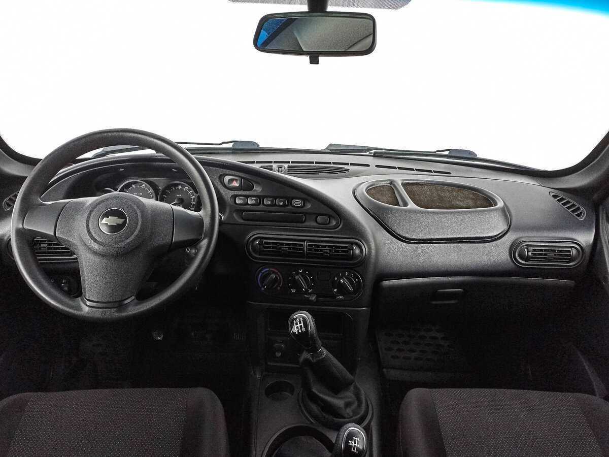 Продажа Б/У Шевроле Нива. Фото: #11