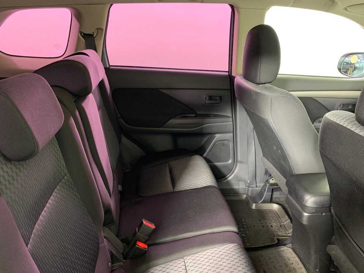 Продажа Б/У Митсубиши Оутлэндер. Фото: #17