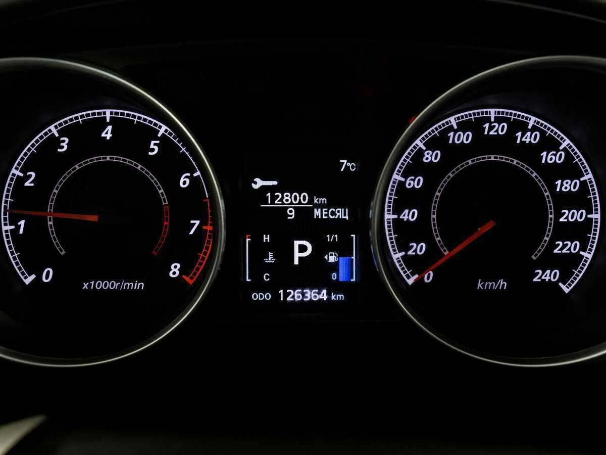 Продажа Б/У Митсубиши АС-Икс. Фото: #13