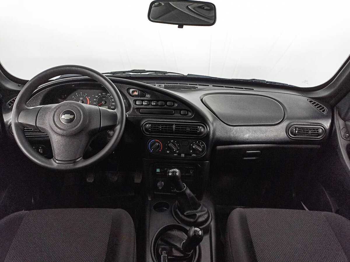 Продажа Б/У Шевроле Нива. Фото: #11