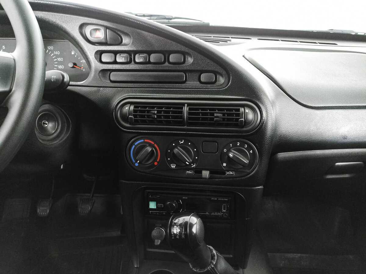 Продажа Б/У Шевроле Нива. Фото: #12