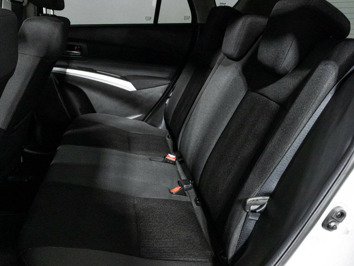 Продажа Б/У Сузуки С-Икс4. Фото: #9