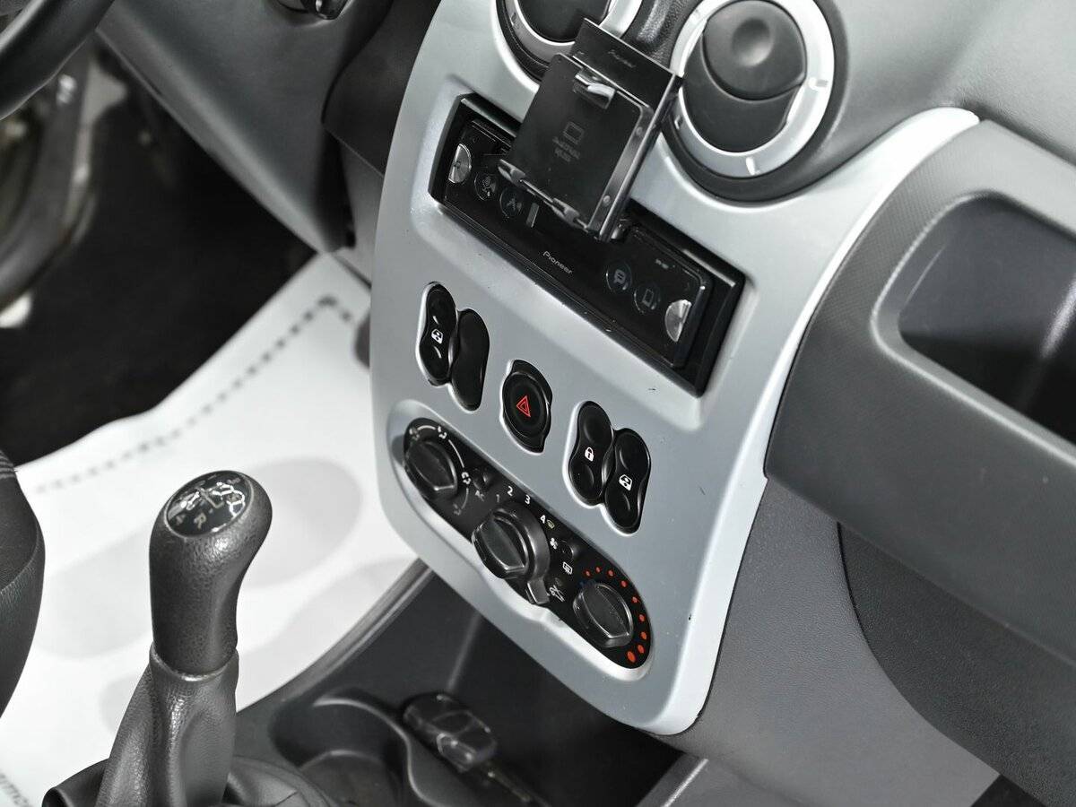 Продажа Б/У Рено Логан. Фото: #9