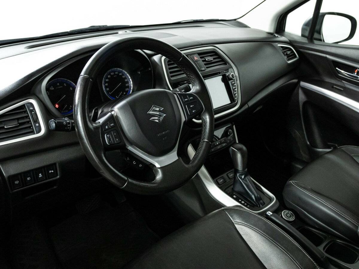 Продажа Б/У Сузуки С-Икс4. Фото: #10