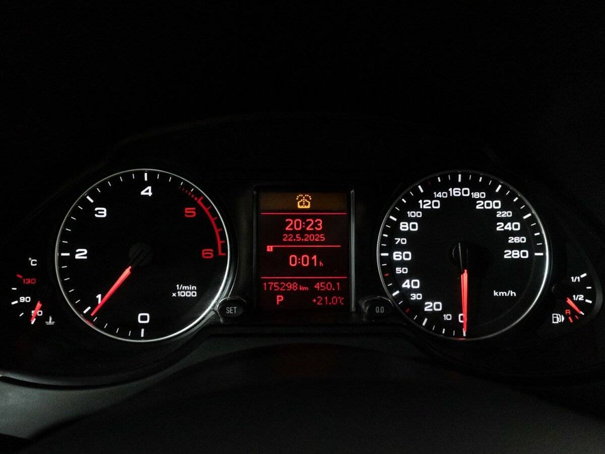 Продажа Б/У Ауди К5. Фото: #11