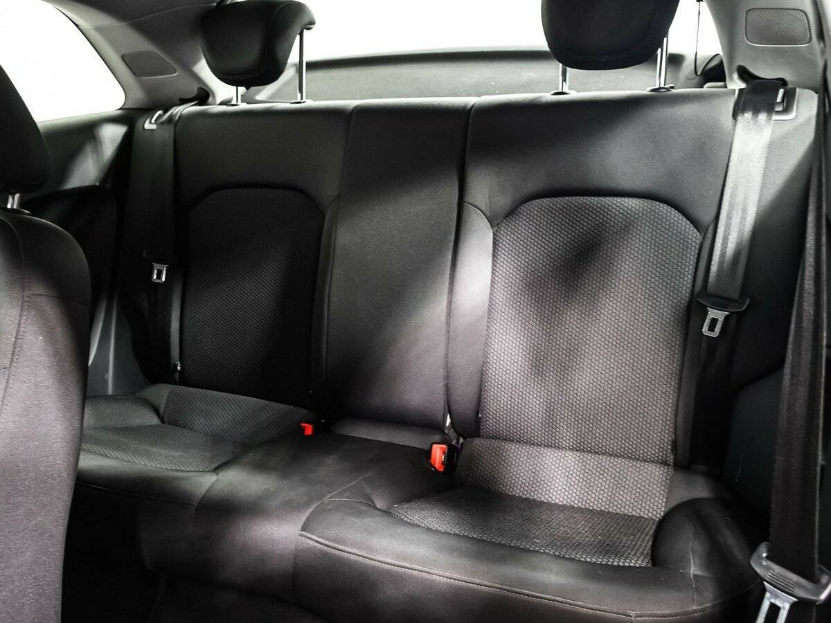 Продажа Б/У Ауди А1. Фото: #11