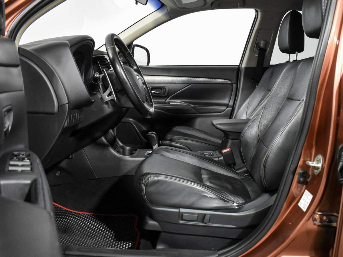 Продажа Б/У Митсубиши Оутлэндер. Фото: #9