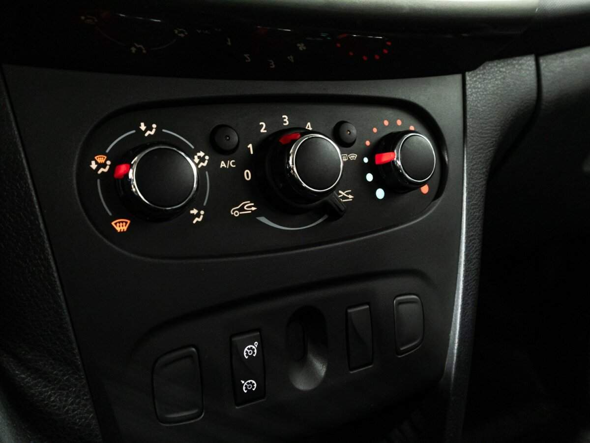 Продажа Б/У Рено Сандеро. Фото: #15