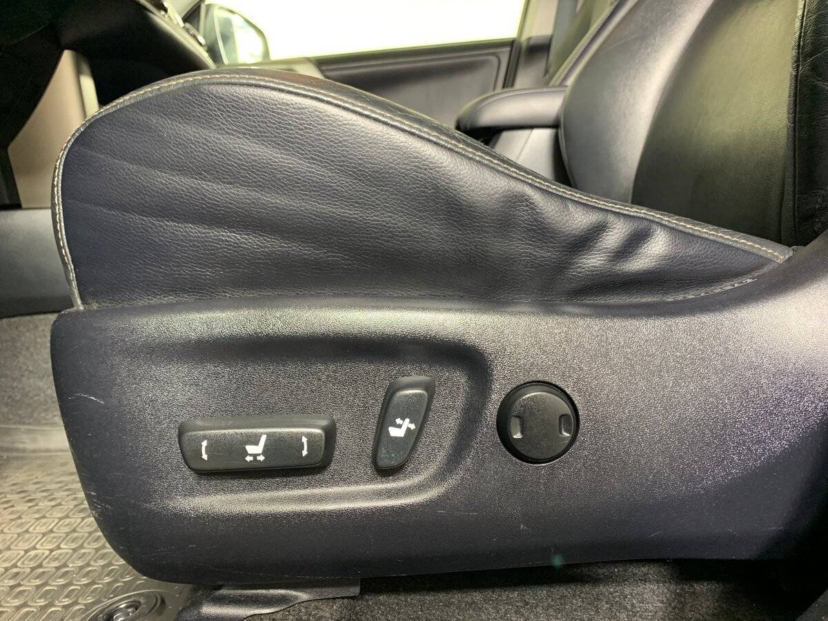 Продажа Б/У Тойота Рав4. Фото: #15