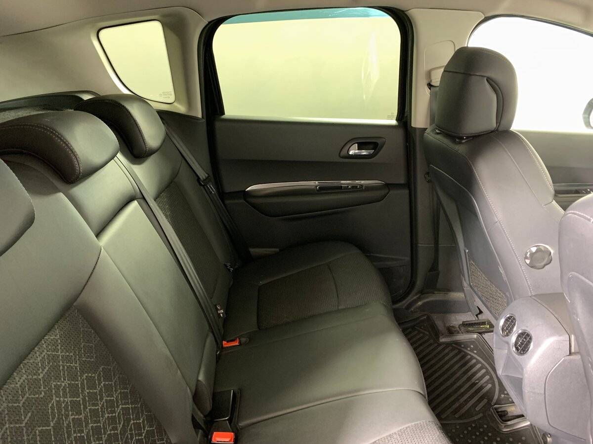 Продажа Б/У Пежо 3008. Фото: #17