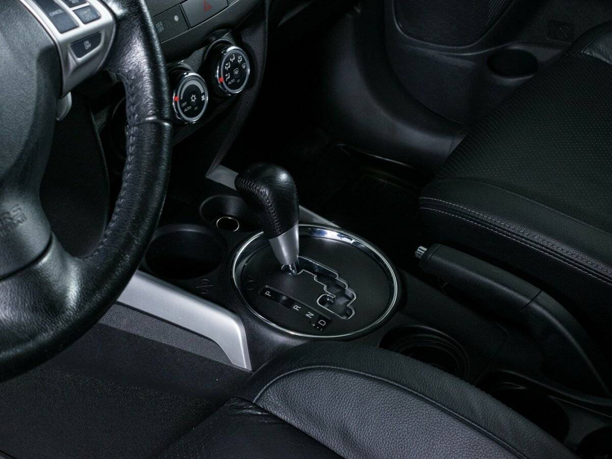 Продажа Б/У Митсубиши АС-Икс. Фото: #12