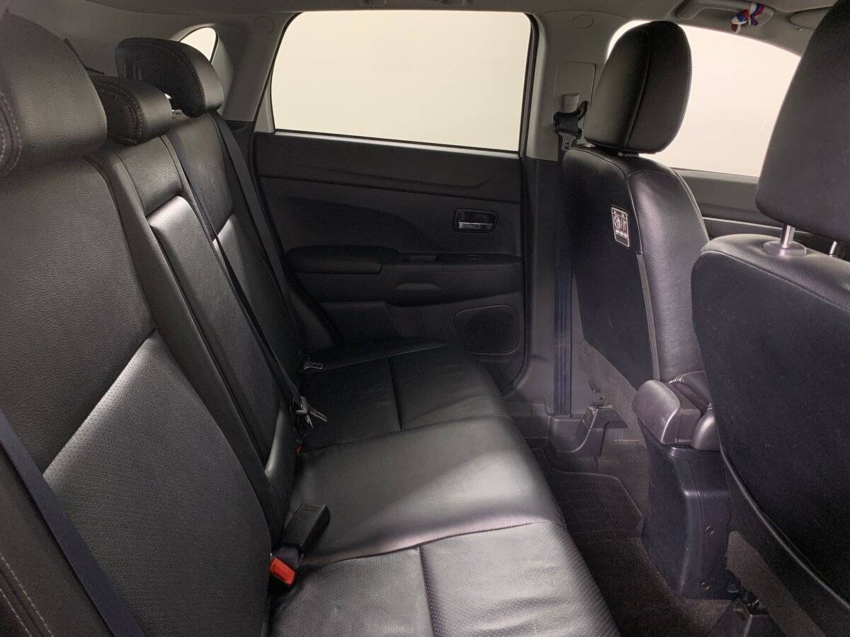 Продажа Б/У Митсубиши АС-Икс. Фото: #16