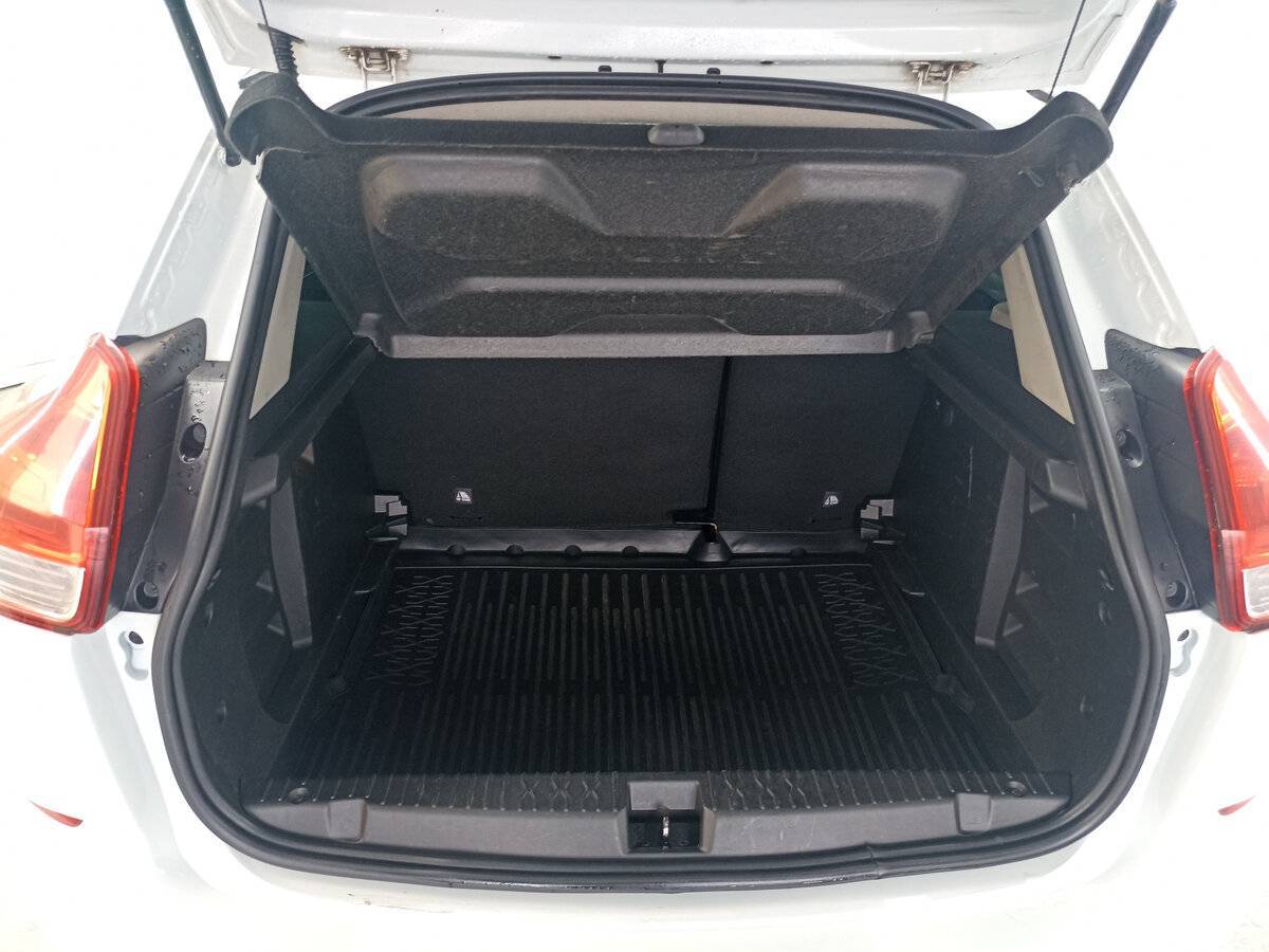 Продажа Б/У Лада (ВАЗ) ИКСРЭЙ. Фото: #9