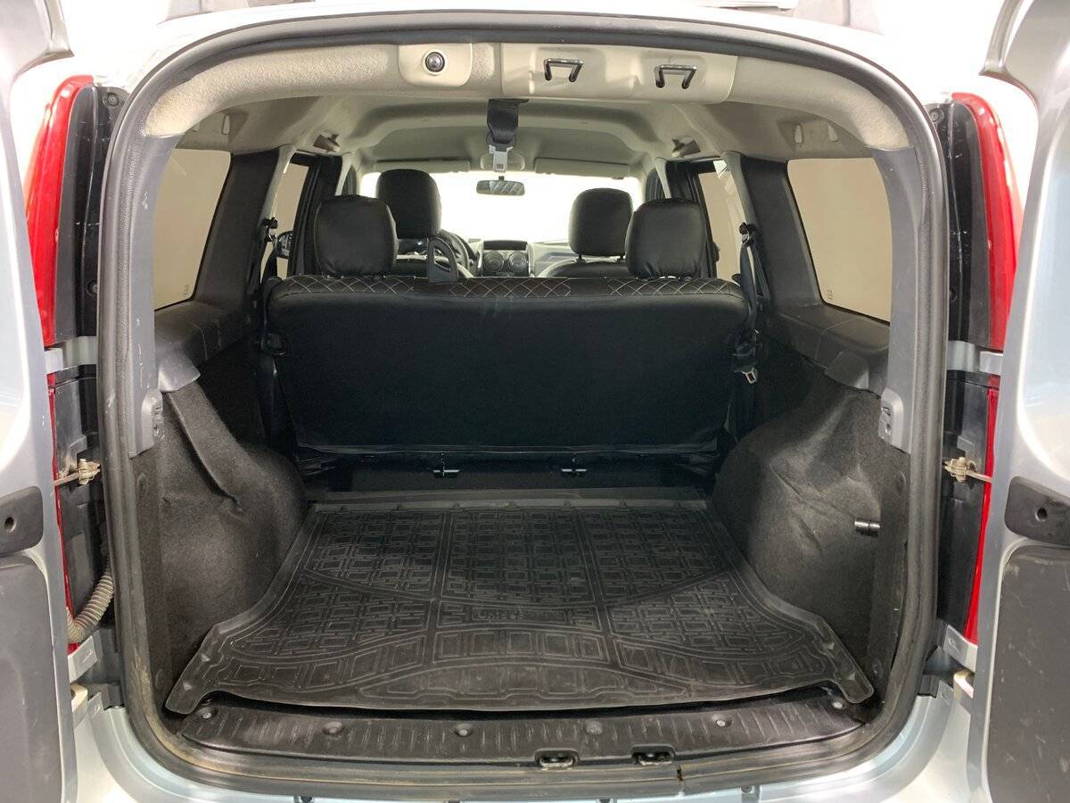 Продажа Б/У Лада (ВАЗ) Ларгус. Фото: #19