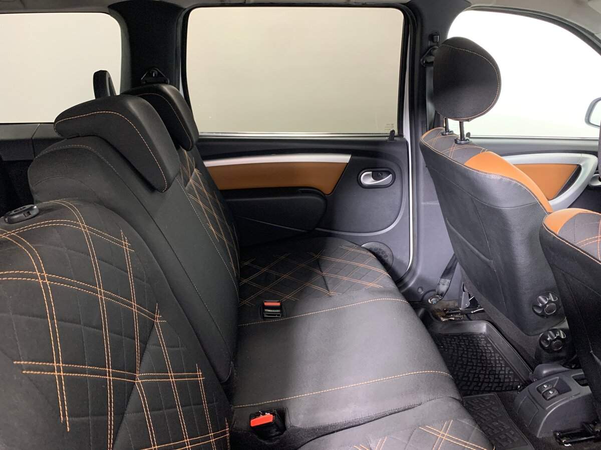 Продажа Б/У Лада (ВАЗ) Ларгус. Фото: #16