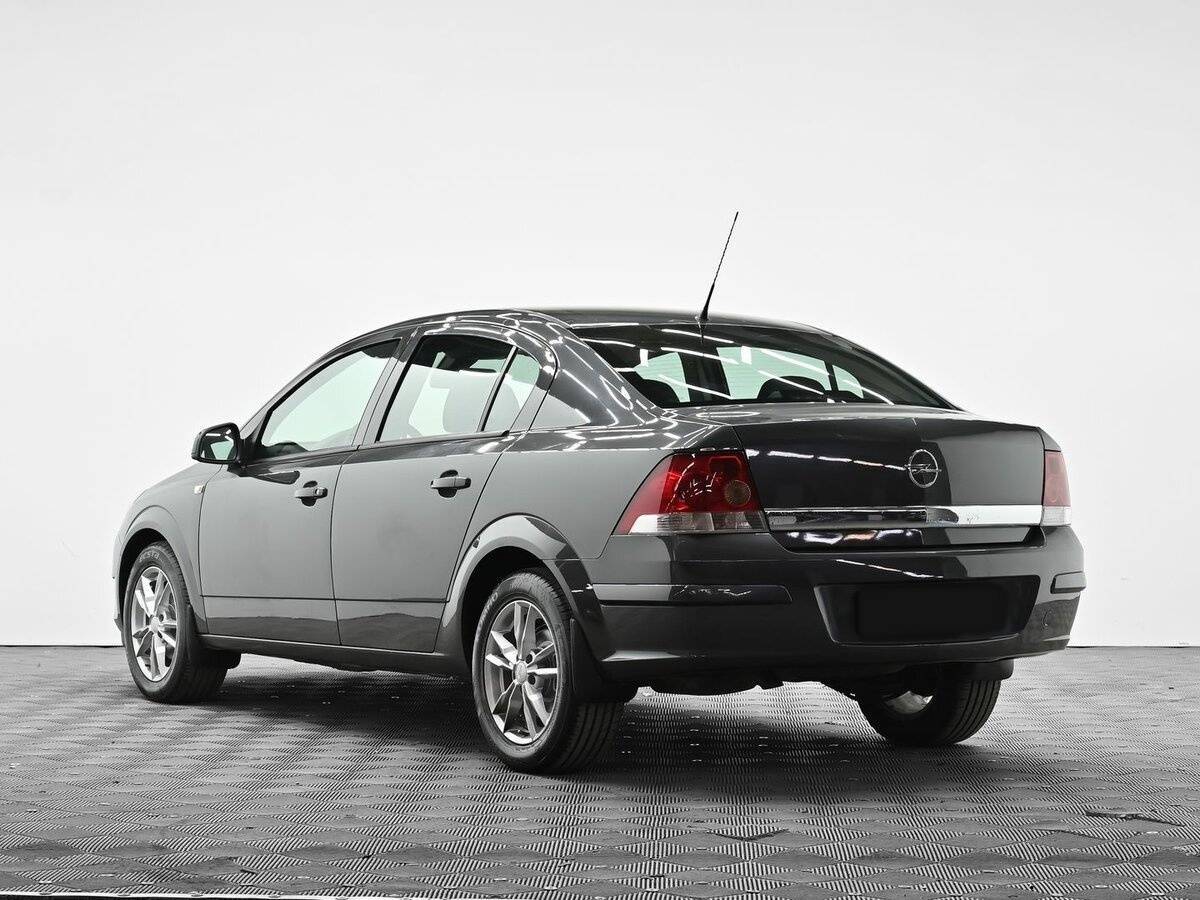 Продажа Б/У Опель Астра. Фото: #2