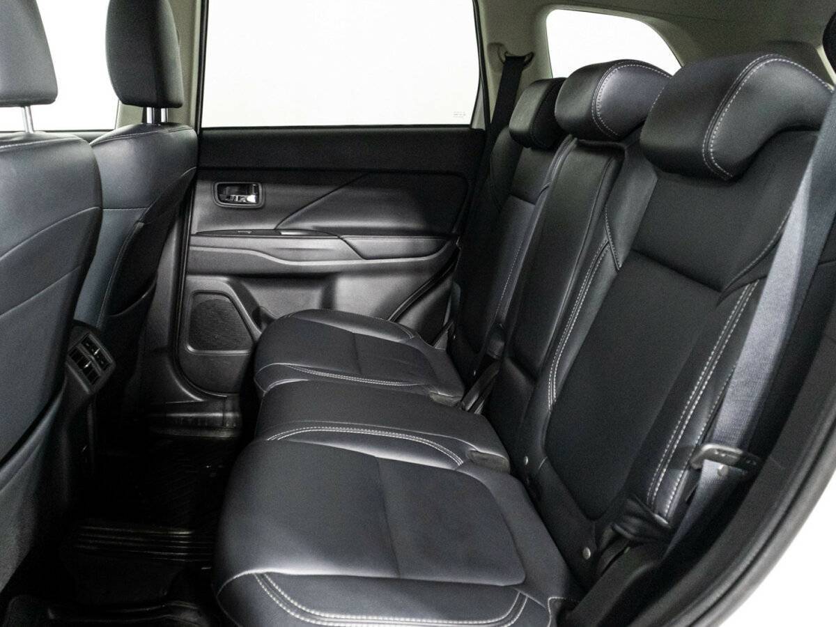 Продажа Б/У Митсубиши Оутлэндер. Фото: #9