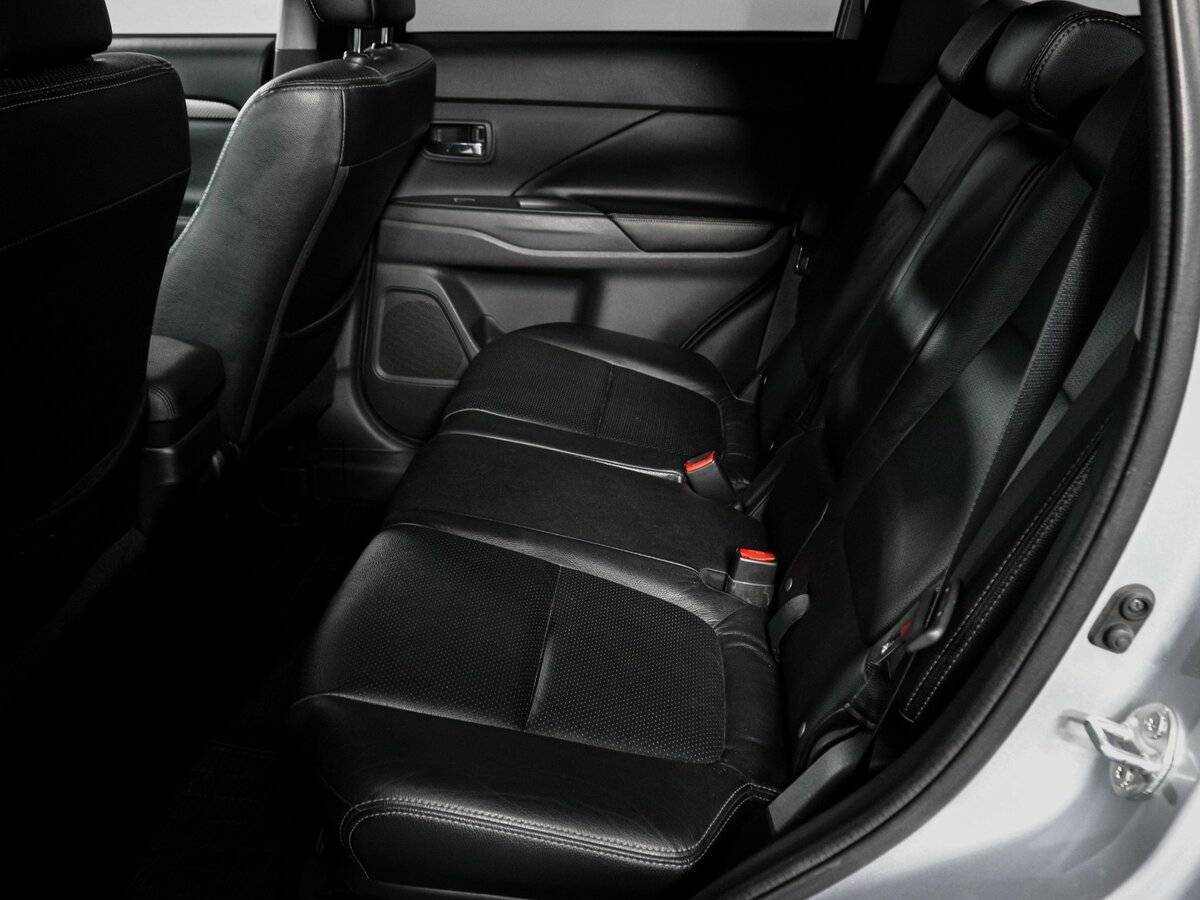 Продажа Б/У Митсубиши Оутлэндер. Фото: #9