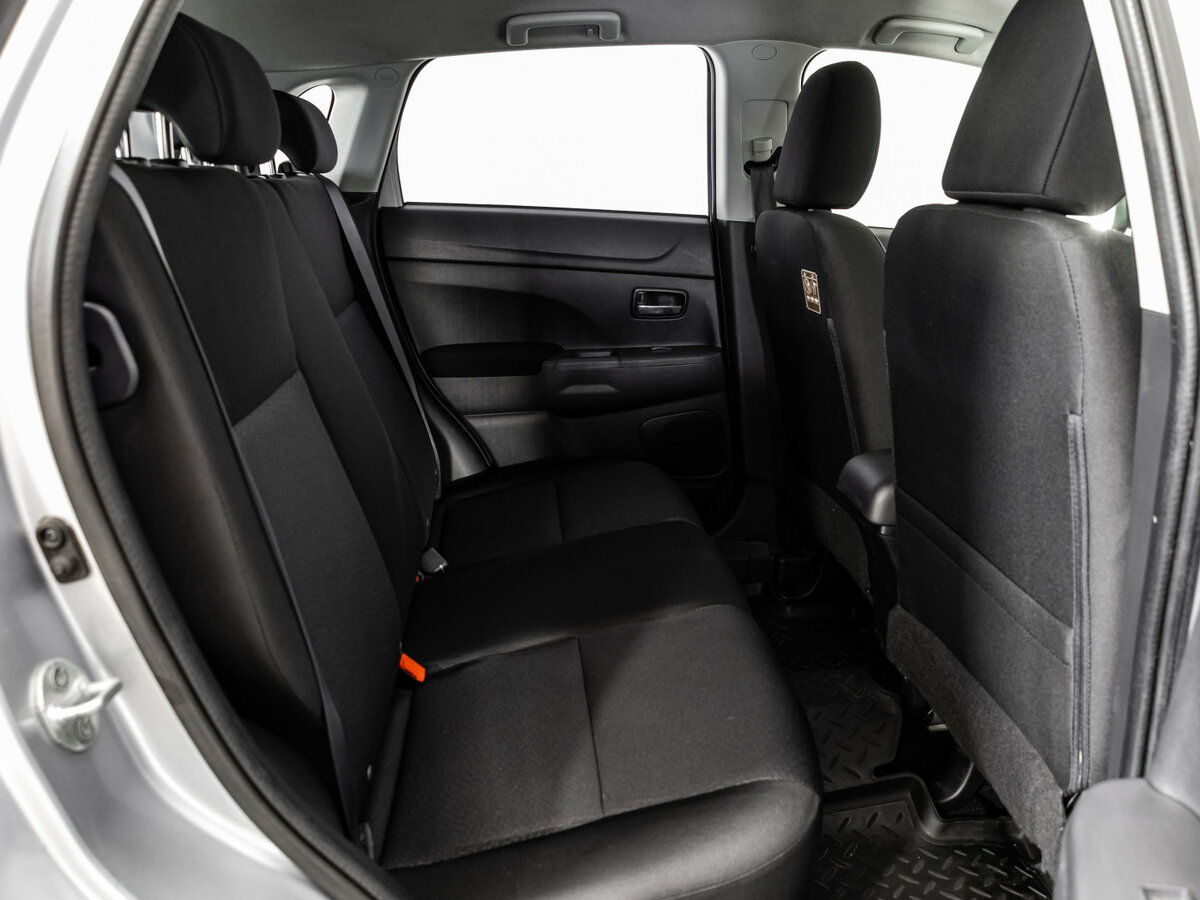 Продажа Б/У Митсубиши АС-Икс. Фото: #9