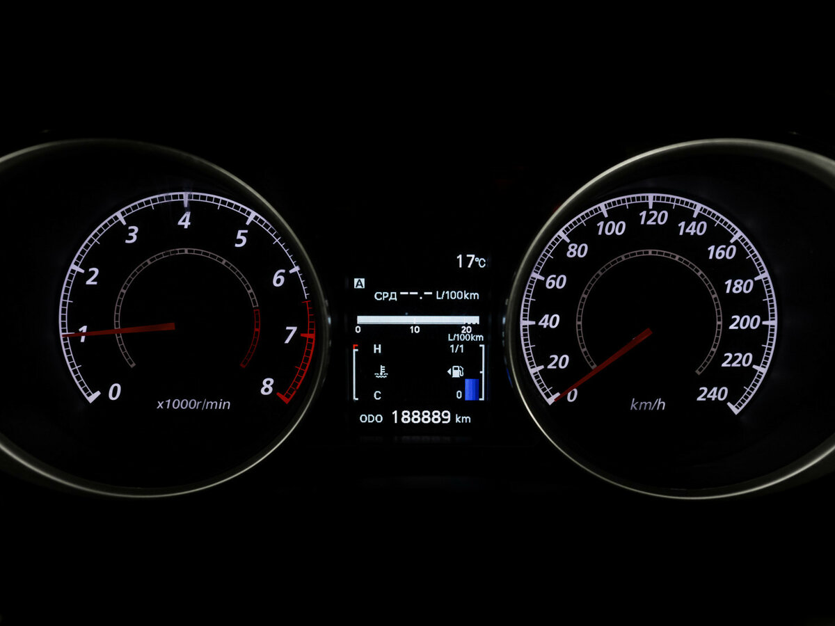 Продажа Б/У Митсубиши АС-Икс. Фото: #12