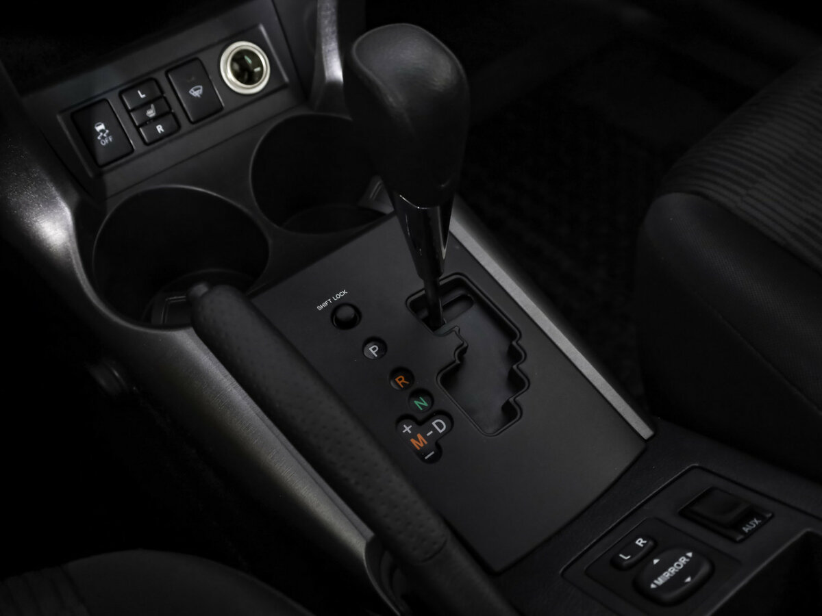 Продажа Б/У Тойота Рав4. Фото: #15