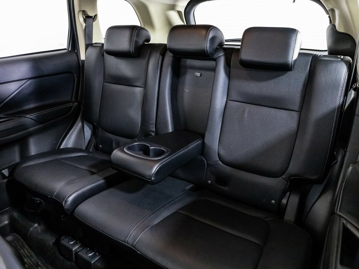 Продажа Б/У Митсубиши Оутлэндер. Фото: #16