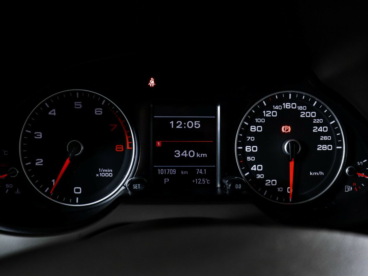 Продажа Б/У Ауди К5. Фото: #8