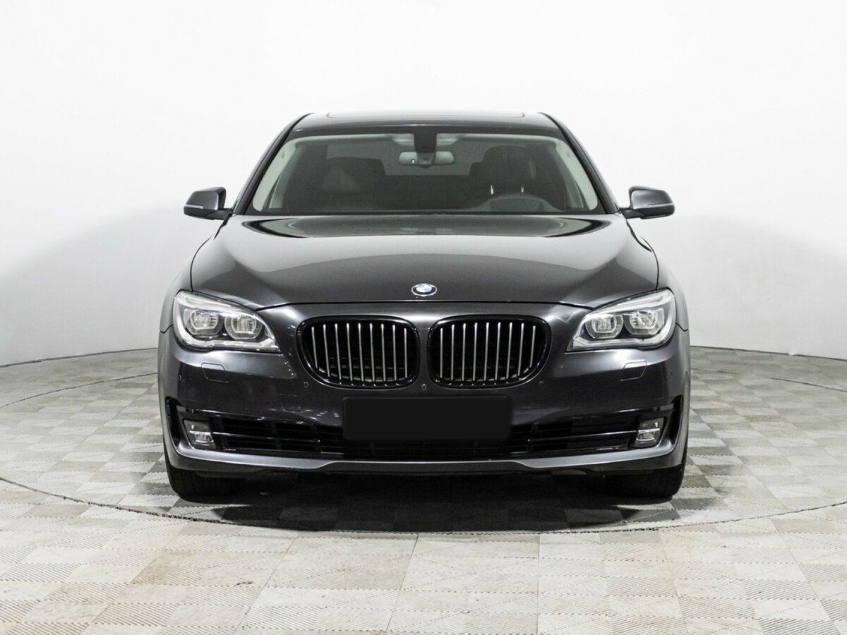 Продажа Б/У БМВ 7 серии. Фото: #1