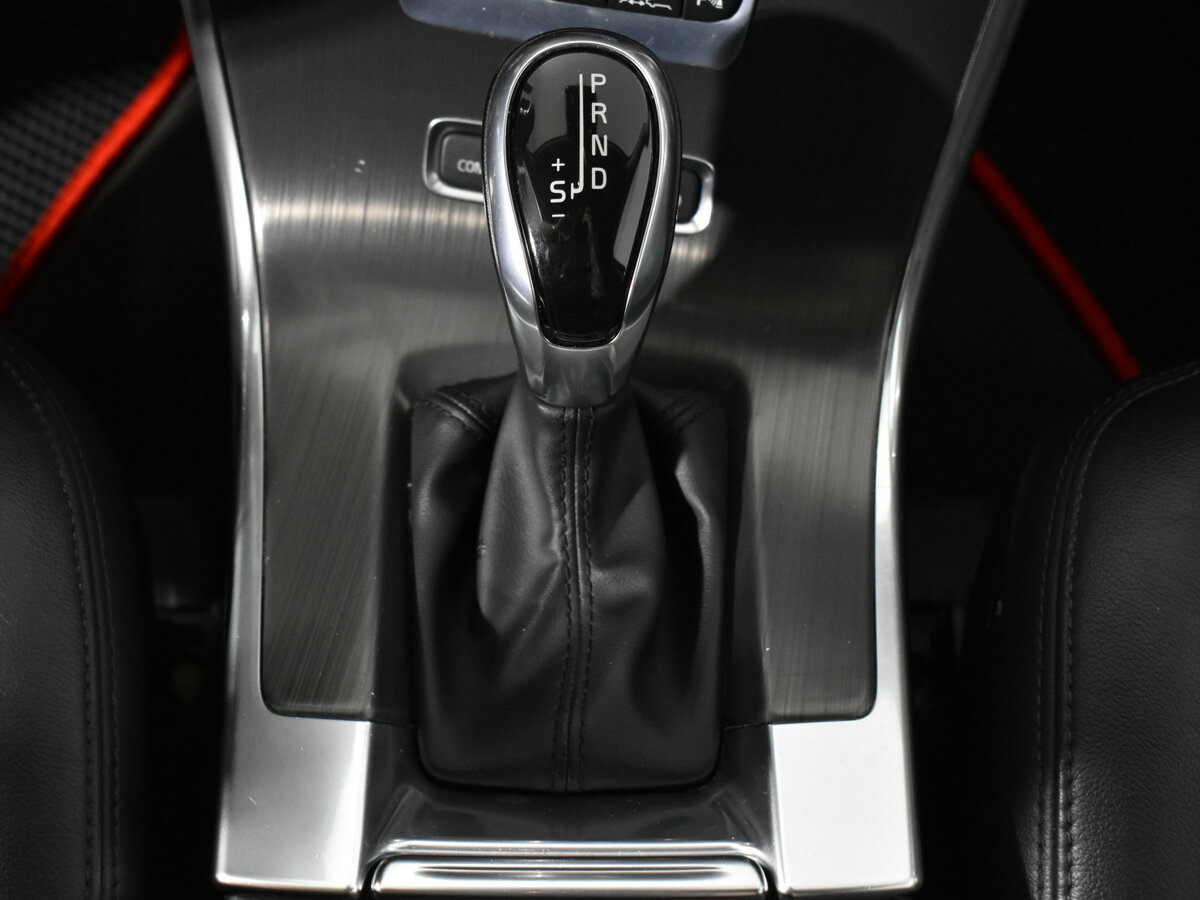 Продажа Б/У Вольво ИксЦ60. Фото: #8