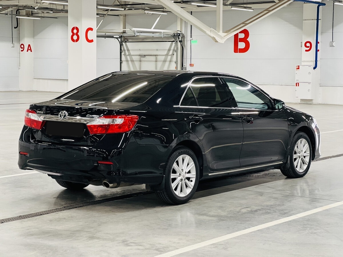 Продажа Б/У Тойота Камри. Фото: #4