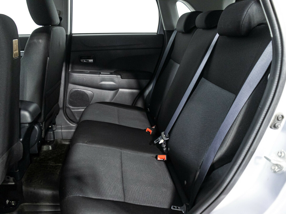 Продажа Б/У Митсубиши АС-Икс. Фото: #9